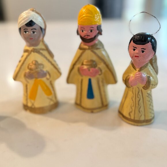 Nativity Scene Set - Mexican Tonala Yellow Style - Picture 3 of 9